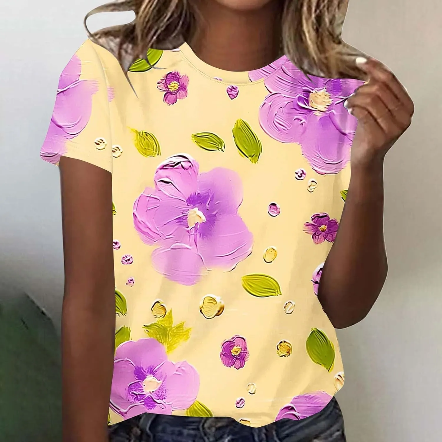 Womens Short Sleeve Summer Tops Plus Size Graphic Print Crewneck Heart T-Shirt Casual Loose Fit Workout Tees Outfits